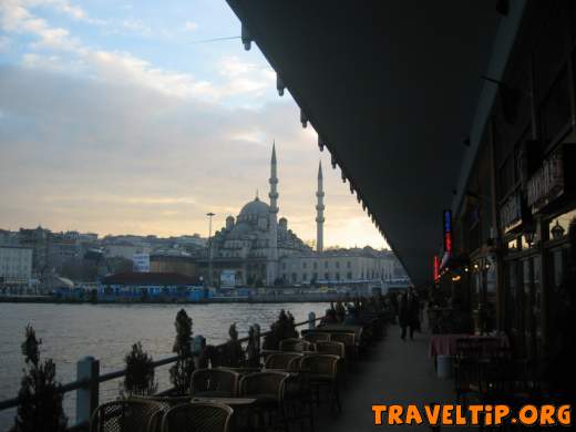Turkey - Istanbul - The Grand Bazaar - Date photo taken- - 2005-01-05
Place - Golden Horn Bridge Istanbul